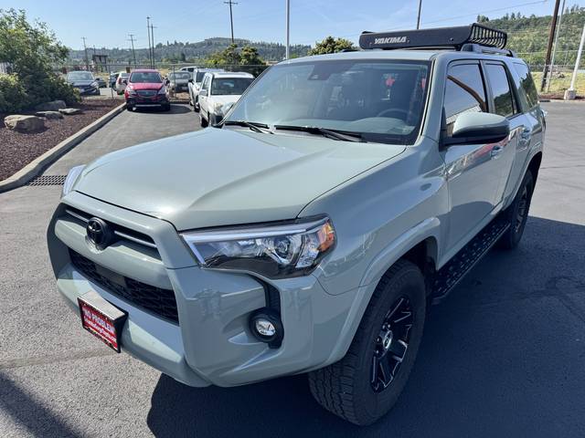 2022 Toyota 4Runner Trail Special Edition 4WD photo