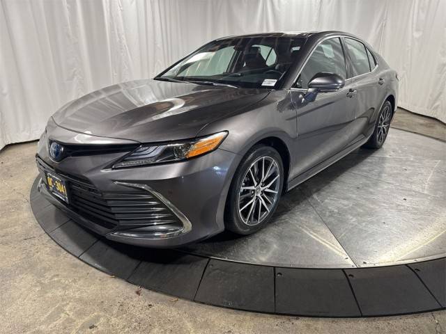 2022 Toyota Camry Hybrid XLE FWD photo