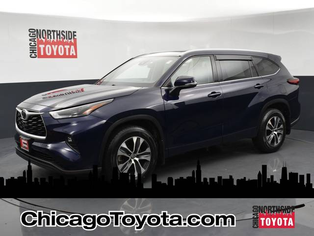 2022 Toyota Highlander XLE AWD photo
