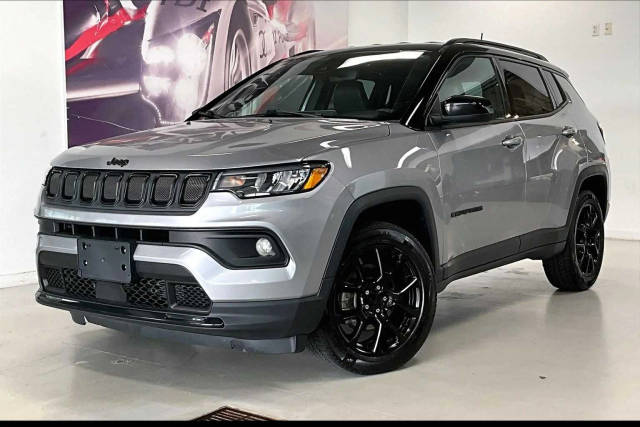 2022 Jeep Compass Altitude 4WD photo