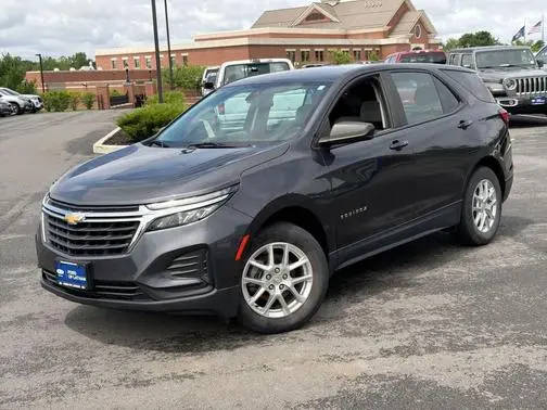 2022 Chevrolet Equinox LS AWD photo