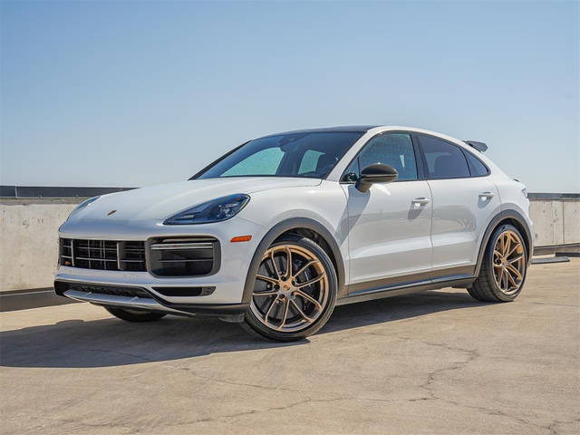 2022 Porsche Cayenne Coupe Turbo GT AWD photo