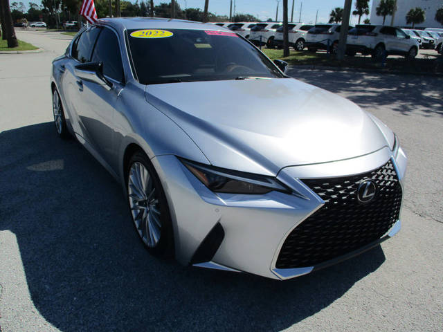 2022 Lexus IS IS 300 RWD photo