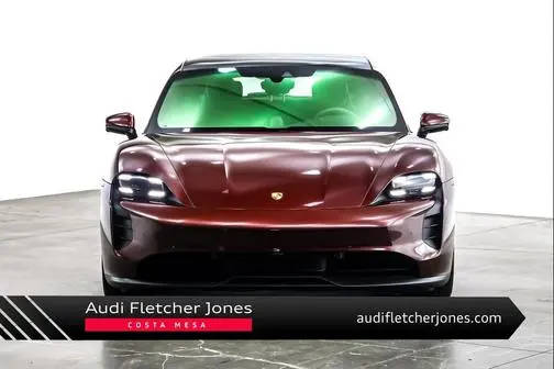2023 Porsche Taycan GTS AWD photo