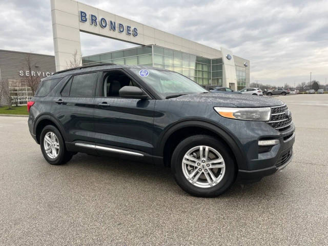 2022 Ford Explorer XLT 4WD photo