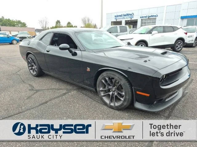 2022 Dodge Challenger R/T Scat Pack RWD photo