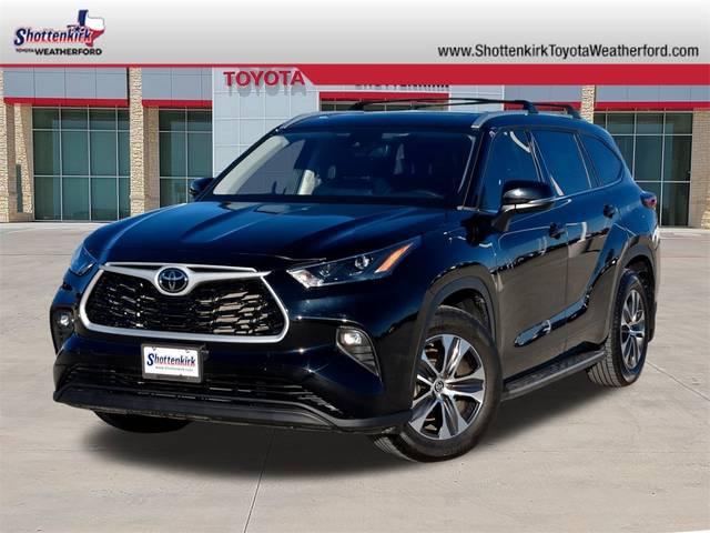 2022 Toyota Highlander XLE FWD photo