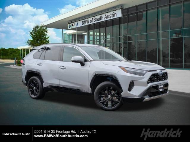 2022 Toyota RAV4 Hybrid SE AWD photo