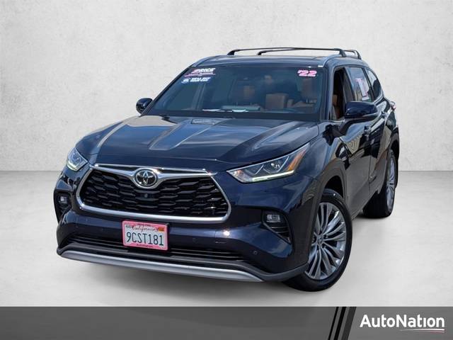 2022 Toyota Highlander Platinum AWD photo