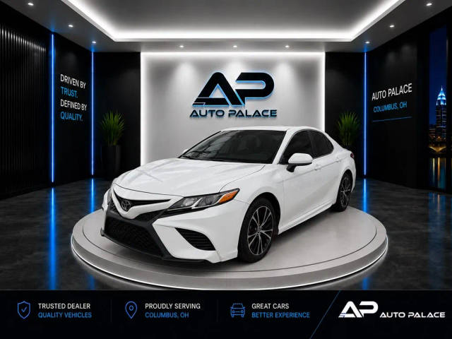2020 Toyota Camry SE FWD photo