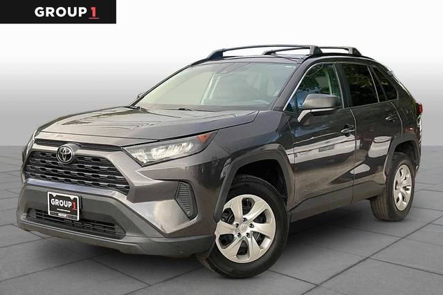 2021 Toyota RAV4 LE AWD photo