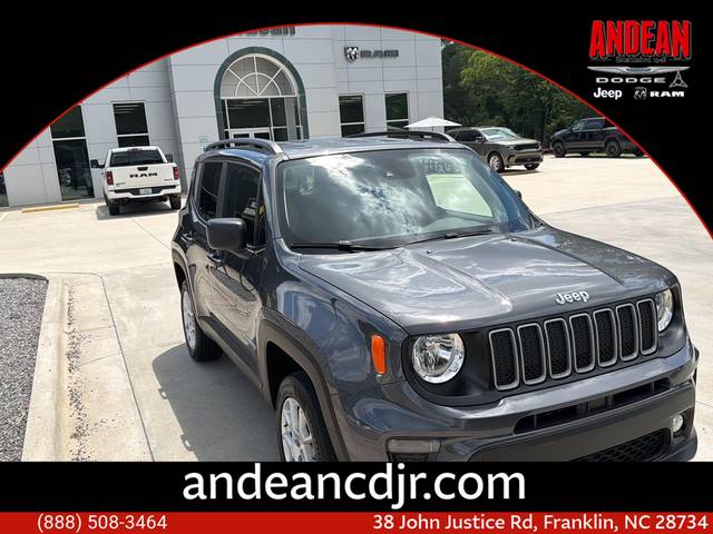 2022 Jeep Renegade Latitude 4WD photo
