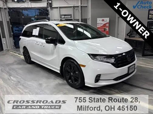 2023 Honda Odyssey Sport FWD photo
