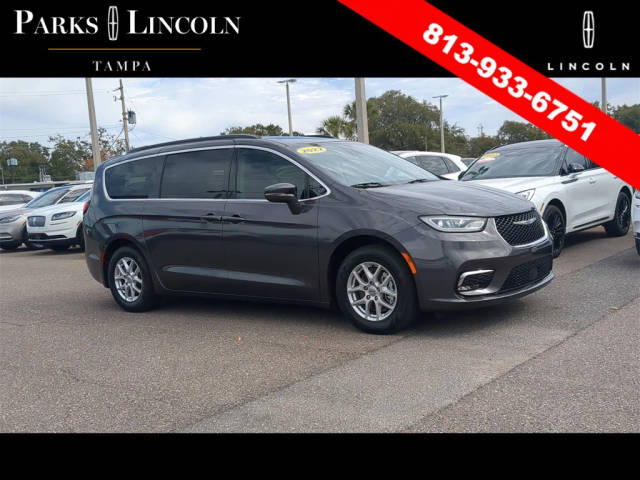 2022 Chrysler Pacifica Minivan Touring L FWD photo