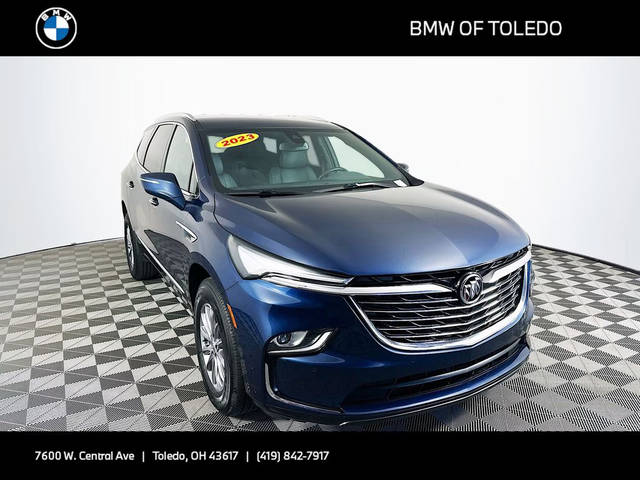 2023 Buick Enclave Essence FWD photo