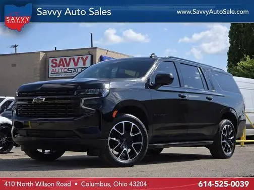 2023 Chevrolet Suburban RST 4WD photo