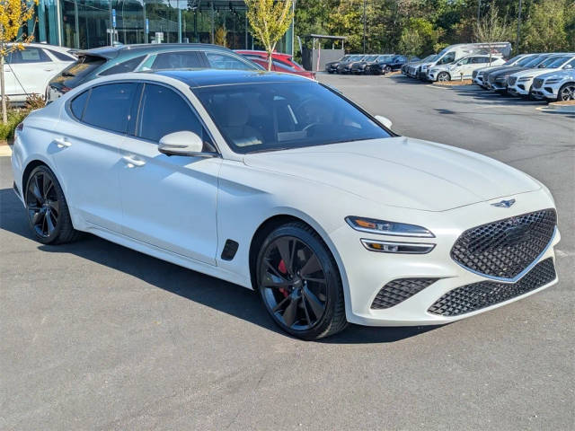 2023 Genesis G70 3.3T RWD photo