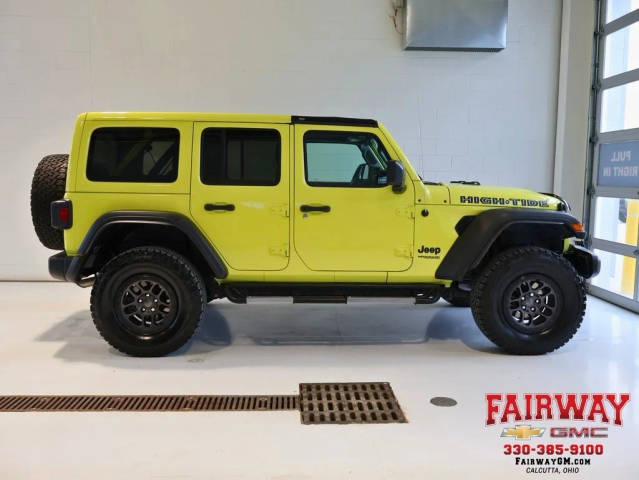 2022 Jeep Wrangler Unlimited Unlimited High Tide 4WD photo