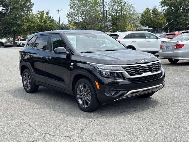 2023 Kia Seltos LX AWD photo