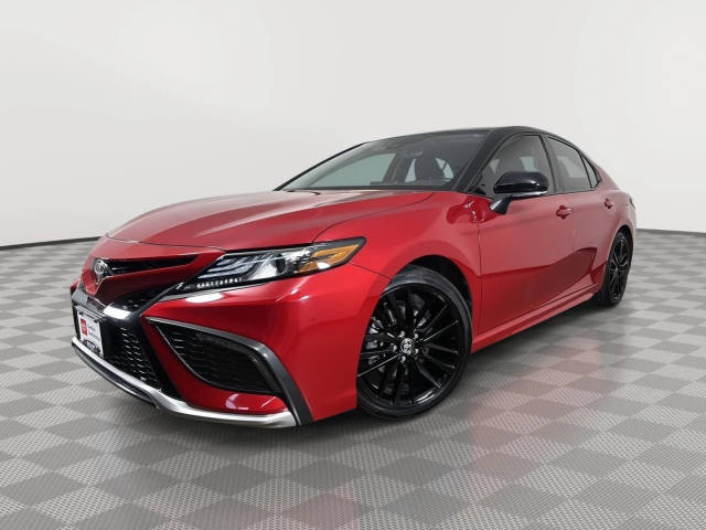 2022 Toyota Camry XSE FWD photo