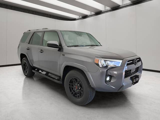 2022 Toyota 4Runner SR5 RWD photo