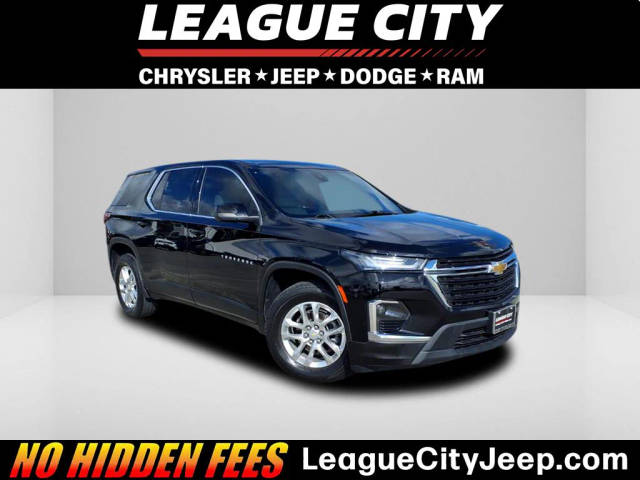 2023 Chevrolet Traverse LS FWD photo