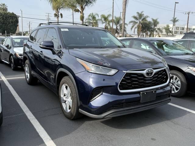 2022 Toyota Highlander L FWD photo