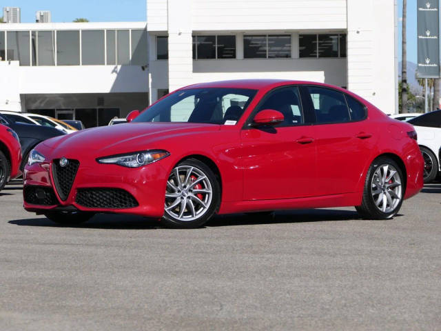 2023 Alfa Romeo Giulia  RWD photo