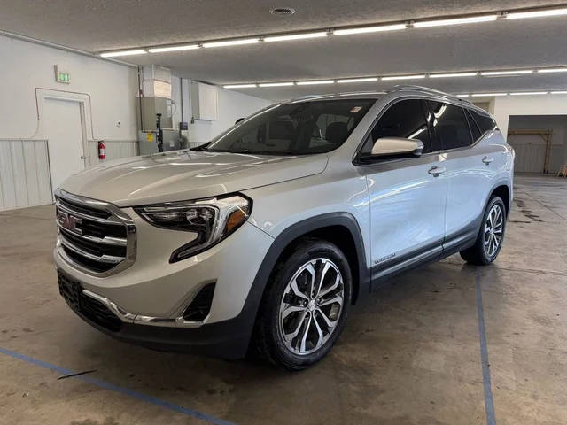 2020 GMC Terrain SLT FWD photo