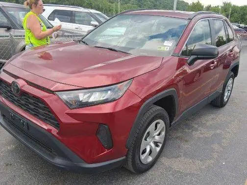 2021 Toyota RAV4 LE AWD photo