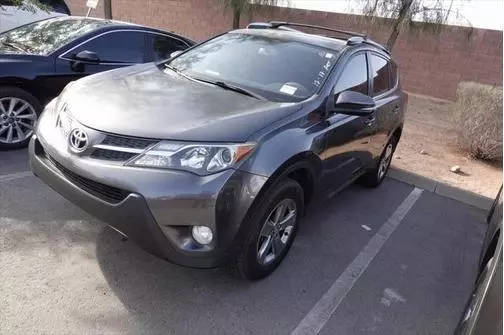 2015 Toyota RAV4 XLE FWD photo