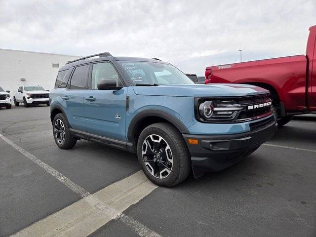2021 Ford Bronco Sport Outer Banks 4WD photo