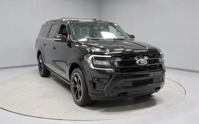 2022 Ford Expedition Max Limited 4WD photo