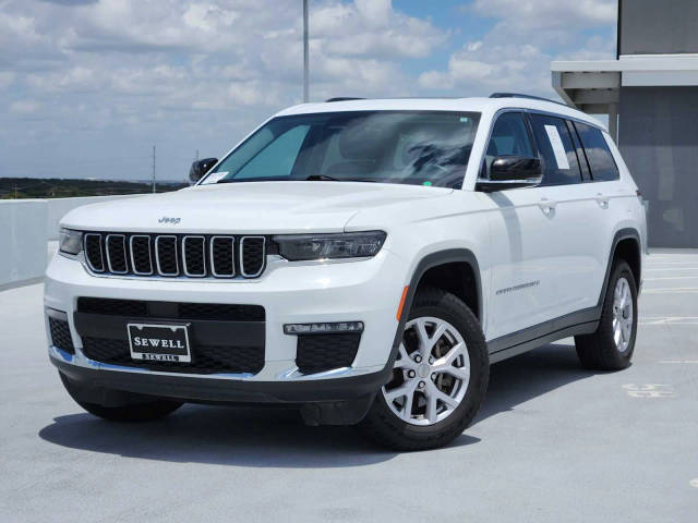 2022 Jeep Grand Cherokee L Limited 4WD photo