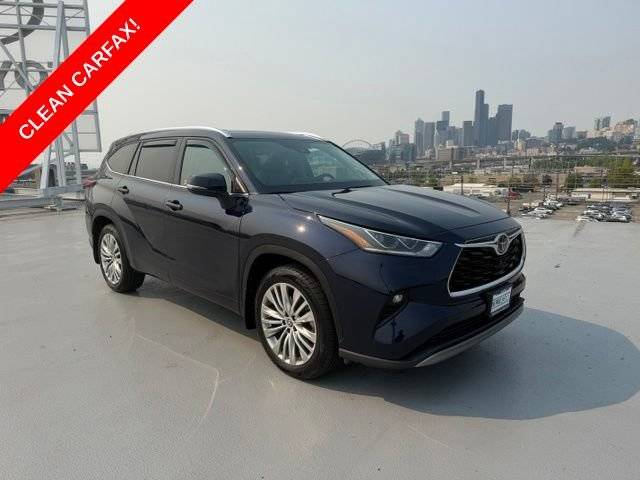 2022 Toyota Highlander Platinum AWD photo