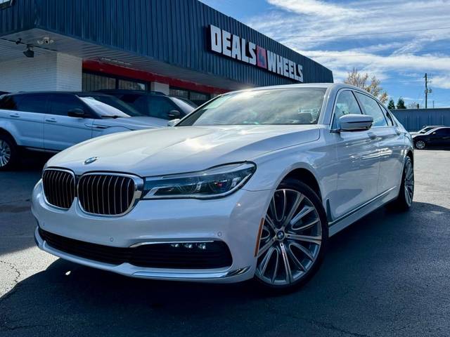 2018 BMW 7 Series 750i RWD photo