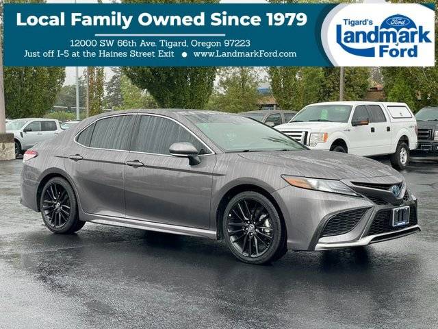 2022 Toyota Camry Hybrid XSE FWD photo