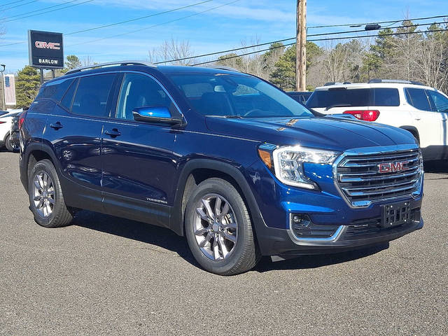 2022 GMC Terrain SLT FWD photo