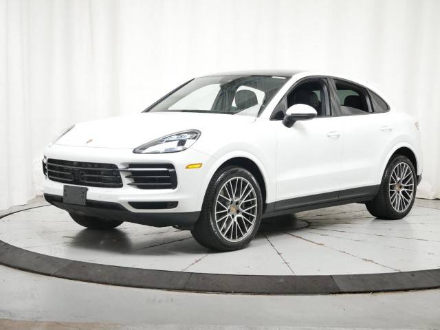 2022 Porsche Cayenne Coupe Platinum Edition AWD photo