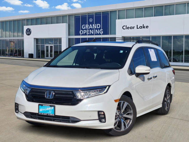 2023 Honda Odyssey Touring FWD photo