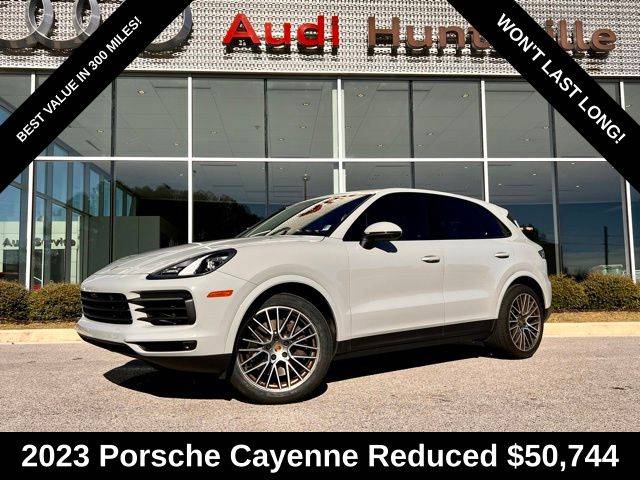 2023 Porsche Cayenne  AWD photo