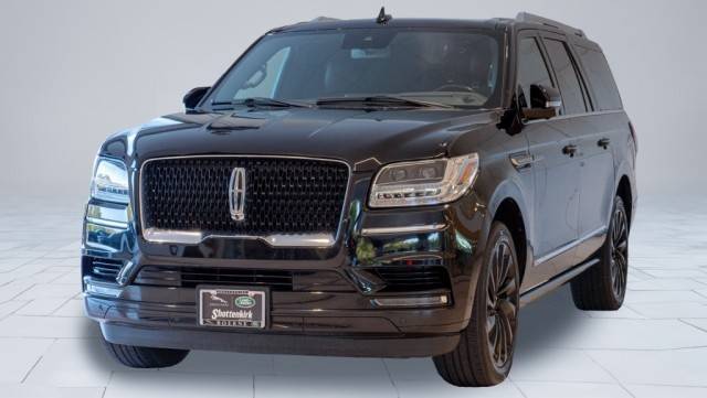 2021 Lincoln Navigator L Reserve 4WD photo