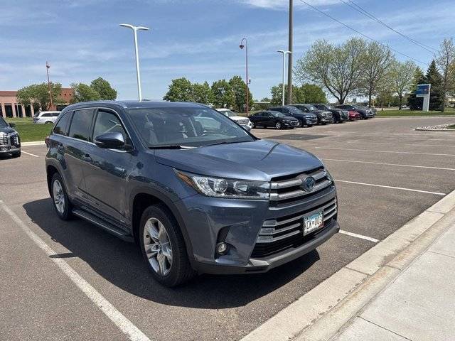 2019 Toyota Highlander Hybrid Limited AWD photo