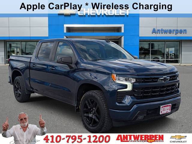 2022 Chevrolet Silverado 1500 RST 4WD photo