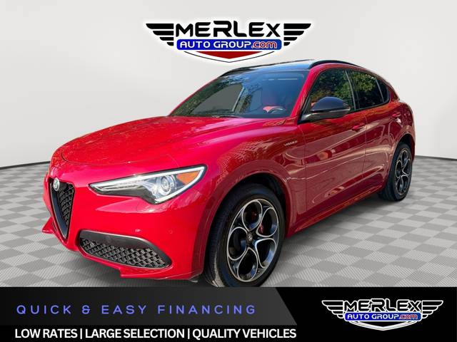 2022 Alfa Romeo Stelvio Veloce AWD photo