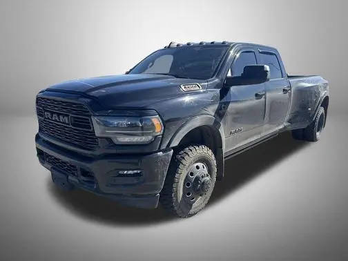 2022 Ram 3500 Limited 4WD photo