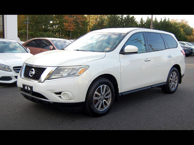 2015 Nissan Pathfinder S 4WD photo