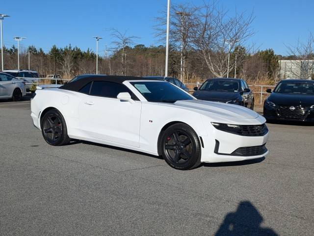 2020 Chevrolet Camaro 1LT RWD photo