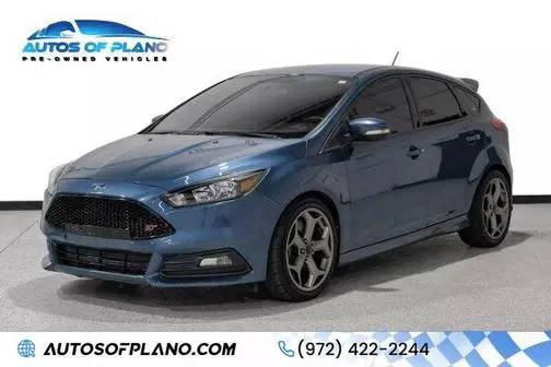 2018 Ford Focus ST FWD photo