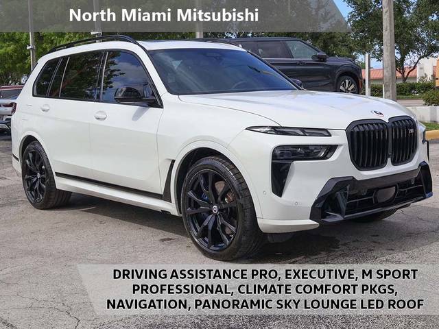 2023 BMW X7 M60i AWD photo